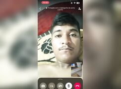 Max na punha em videochamada