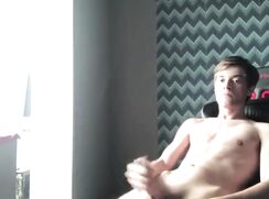 YCP - Cute boy strip nude and cums ...