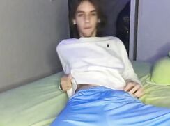 Two Cute Twinks Jacking Cam Guys Porn
