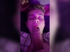 German Robert loves big juicy cocks of daddies