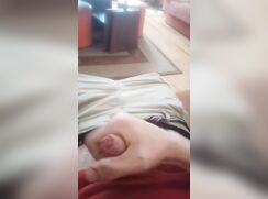 Cute teen boy cummin solo