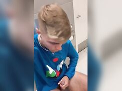 cute blonde risky restroom toillet wank boys porn