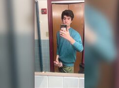 [Twit] [759] Wanking with flashlight in the public bathroom and hot shoot