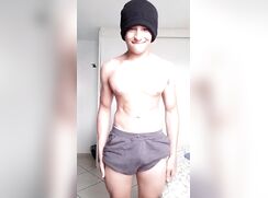 Solo twink cam boys porn flexing