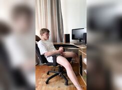 [OF][12] Max twink wanks and nice hot cumshot