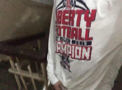 [ABX][5][400] - Young guy jerking off in the entrance