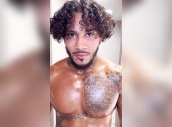 Sexy str8 boxer stoking his dick and blowing a load.