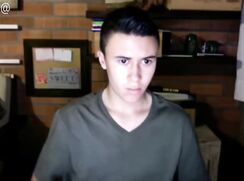 Hot Colombian Twink Cums too early