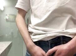 Hot twink Cumming on Showe floor