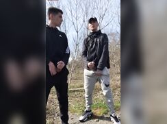 STRAIGHT FRIENDS JERKS OFF IN A PARK