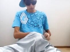 LOGAN 18 - FONTAIN OF CUM