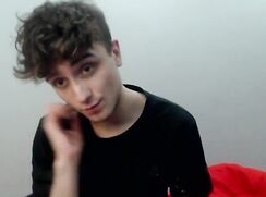 Angelo on webcam on Chaturbate