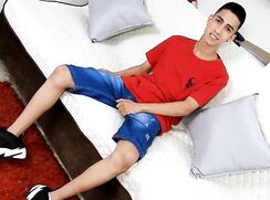 DIMITRIUS SOLO COCK BOYS PORN