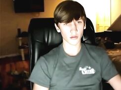 Empty-your-balls---big-dick-twink-strip-gay - AI Enahnced