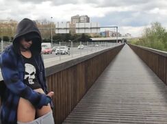 LEO & XISCO - OUTDOOR PROVOCATIONS IN  MADRID  - WE LOVE THE RISK