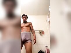 Cute Hung light skin Black str8 guy peeing.