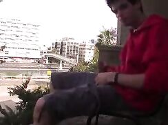 branlette sur le balcon gay boys porn