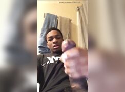 Black teen nuts in the toilets