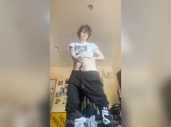 [HOT OF][0612] Hot OF wanking clip