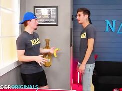 fratboy tests gloryhole