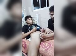 I love how the top is just not paying any attention to the blowjob he's getting