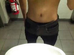 Twink's Solo Session in the Bathroom Sink Cam Porn