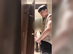 segunda de imyour seven en el baño sex