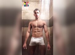 [HBW] Showering Bulge 1682216