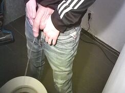 Uncut XXL Pisser