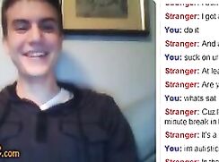 Dirty hunk sexting girl