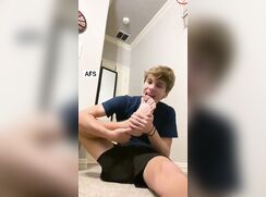 Hot foot fetish Twinkie