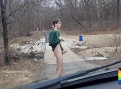 [HBW] Young Exhibionist In Public Park 258544