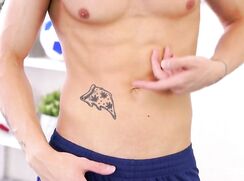 TOMMY GOLD SOLO SWIM BOYS PORN TUBE