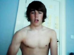 cute fit guy chat wanks cumming in the box