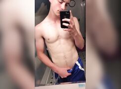 cute guy snapchat to...cumming gay boys porn