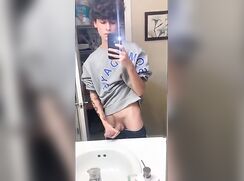 cute bathroom mirrow selfie wank cumming on sink