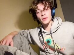 WONDERFUL HookUp Sexy ManCandy