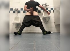 JockDad87 Shoots a Load in the Locker Room