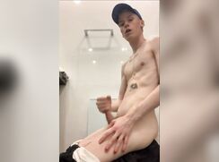 [Archive of GBT][0318] Tattoo teen skinny  wanking on bathroom