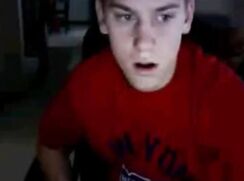 cute blonde big cock chating to.... cumming on cam