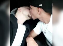 2 guys making out twink porn