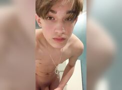 Cute boy flex show smooth porn