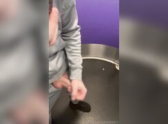 [OF][11] Unknown blonde twink wanking