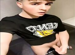 amateur hot teen twink jerking off and wanking