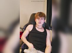 Cute twink wanks and cums