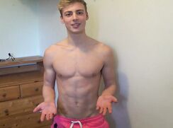 upper body workout/flexing - no nudes