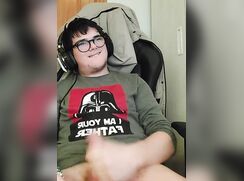 Chubby Gamer Nerd Fapping