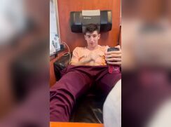 Shameless Str8 Twink Wanks on a Train!