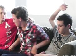 Raw Rent Boy Threeway Twink Porn