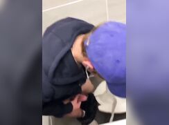 Spy - teen cleanup in stall caught boys porn